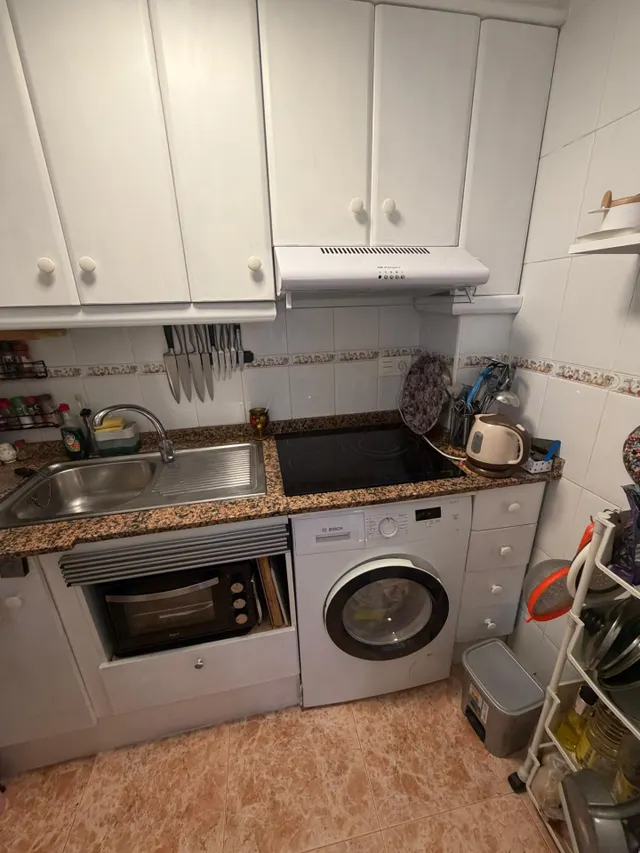 Apartamento con piscina compartida, Alicante, Torrevieja, Playa del Cura. 1 habitación | 54 m2 | A 900 metros del mar — 16