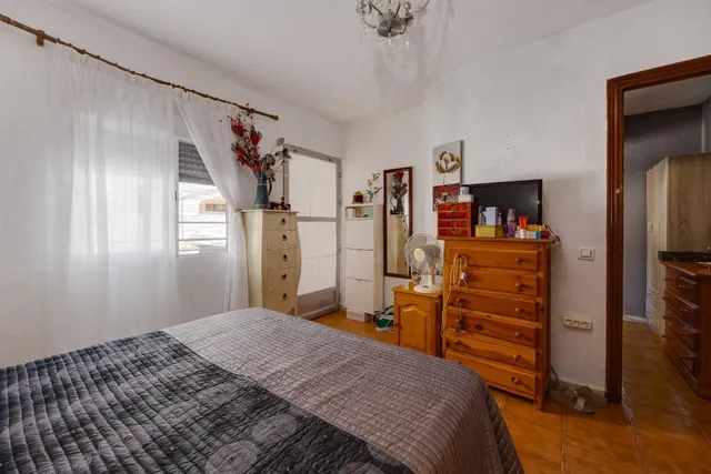 Adosado en Nueva Torrevieja con jardín y terraza — 12