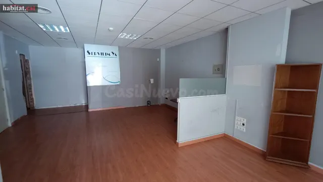 ¡¡LOCAL COMERCIAL EN VILANOVA I LA GELTRÚ!! - foto 2
