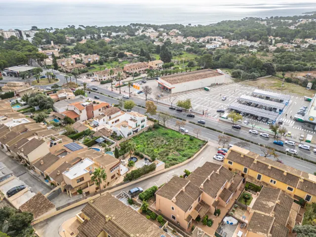 Solar Urbano para construir 6 adosados en Cala Ratjada en Avenida Juan Carlos I — 13