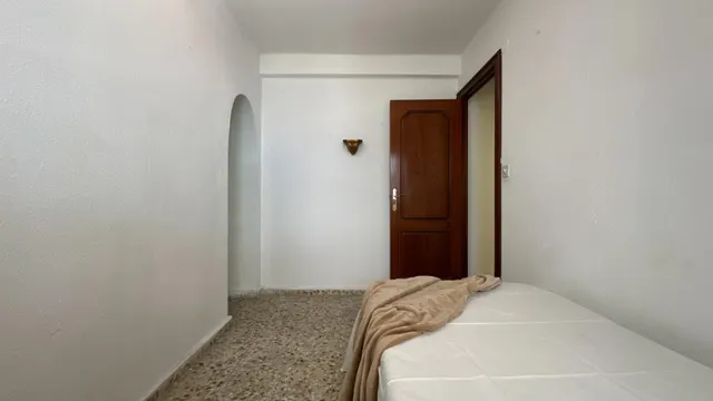 ¡Una casa con jardín, terraza y un sinfín de posibilidades en el corazón de Borja! — 27