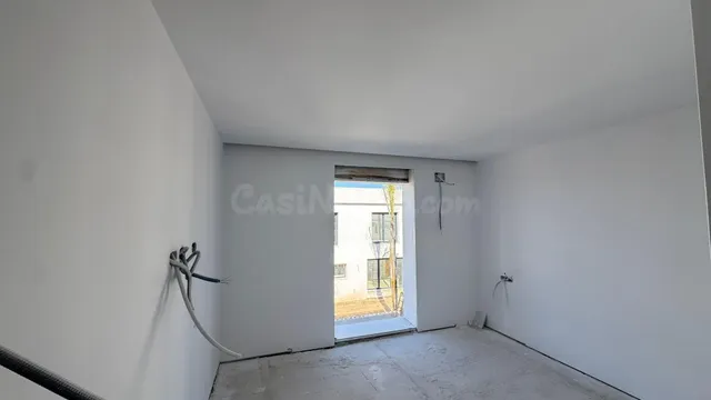 Chalet pareado moderno con piscina privada y semisótano en Alhaurín de la Torre — 10