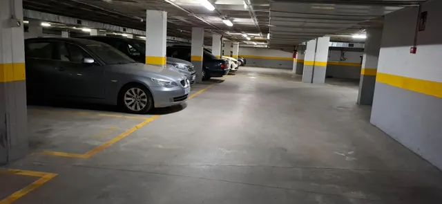 PLAZA DE GARAJE EN ALAMEDA. EDF. FERROVIAL — 9