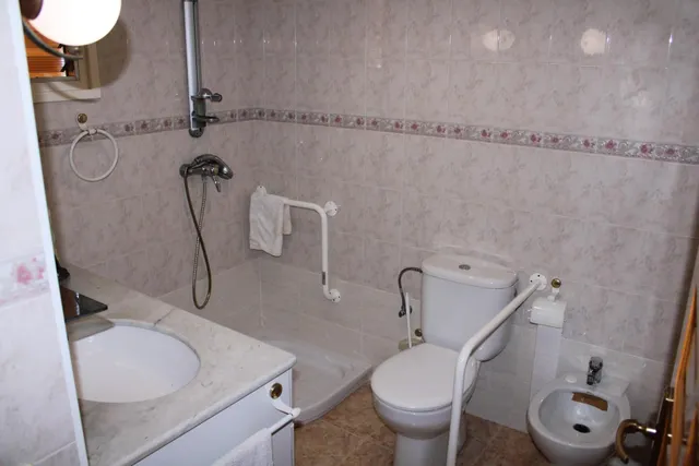 Encantador Chalet en Salou con Piscina y Jardín — 21