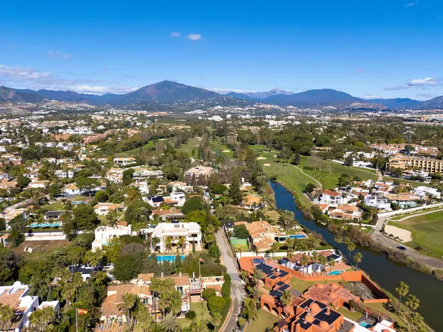 Chalet 4 habitaciones 449m² en venta - Whater Gardens - foto 3