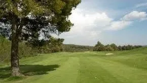 TERRENO LLANO EN CAMPO DE GOLF MASÍA BACH