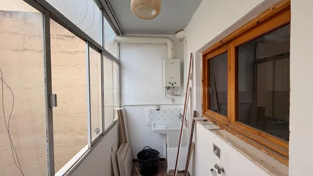 PISO GRANDE , SE ALQUILA VACIO. SOLO INCLUYE LOS ELECTRODOMÉ - foto 3