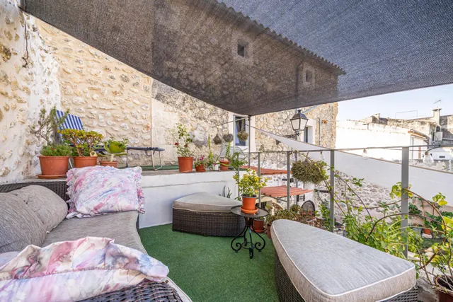 Casa de pueblo reformada con jardín en Campanet — 33
