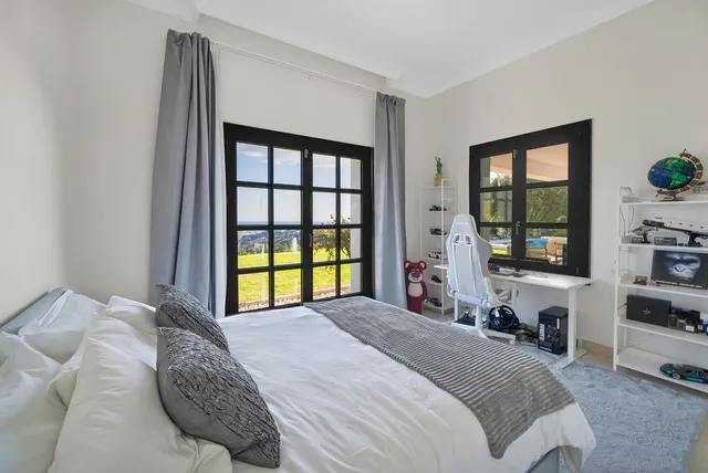 Chalet 5 habitaciones 708m² en venta - Costa del Sol — 24
