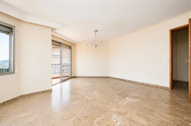 Gran piso señorial con terraza en el centro de Palma - foto 4