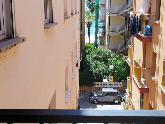 PISO EN SALOU 2 LINEA DE MAR — 13
