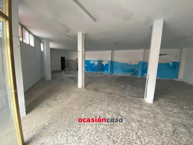 LOCAL COMERCIAL EN VENTA Y ALQUILER - foto 4