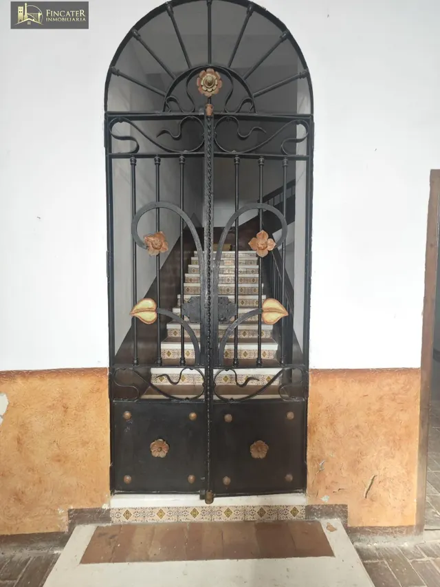 CASA EN CELLA — 8