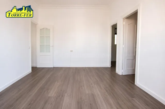 VIVIENDA DE TRES DORMITORIOS EN VENTA JUNTO CTRA SIERRA ALHA - foto 3