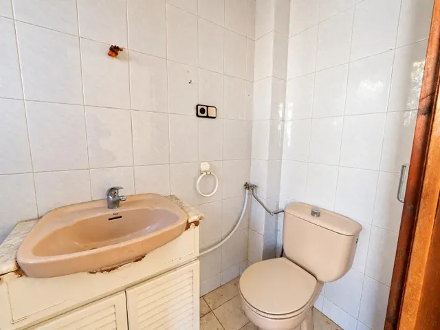 Se vende casa adosada en Barcelona, zona la teixonera — 8