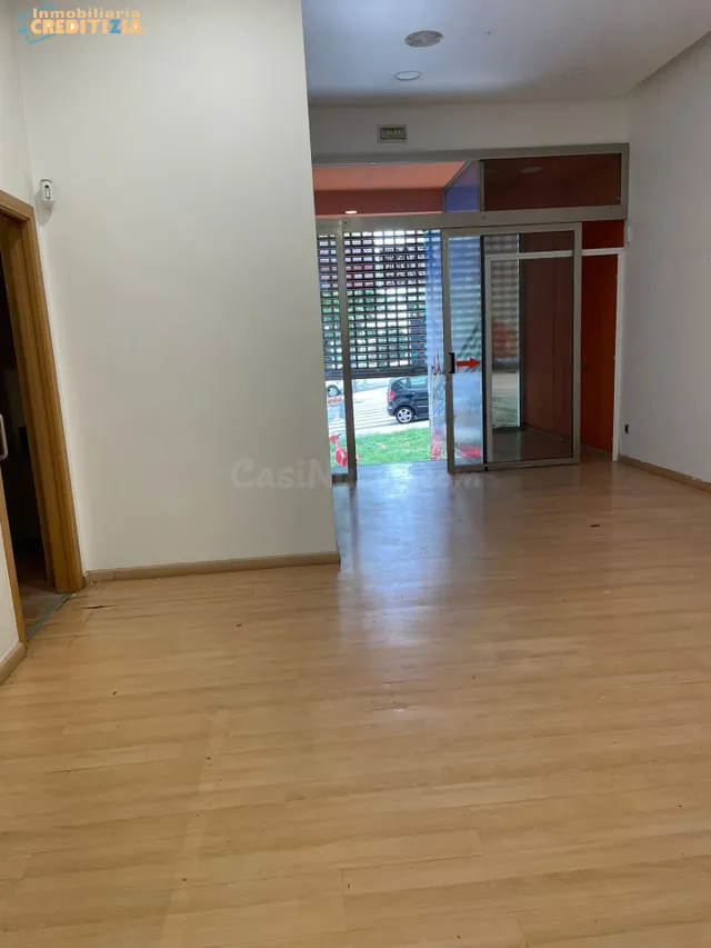 LOCAL COMERCIAL - foto 2