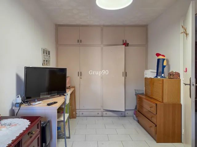 PISO LUMINOSO JUNTO A PLAZA EUROPA – 3 habitaciones — 25