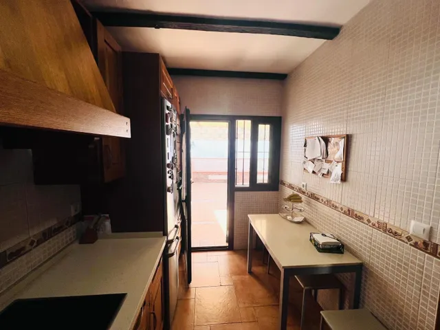 IMPECABLE CASA ADOSADA EN BENALMÁDENA PUEBLO CON VISTAS DESPEJADAS Y AL MAR DESDE LA PLANTA ALTA — 11