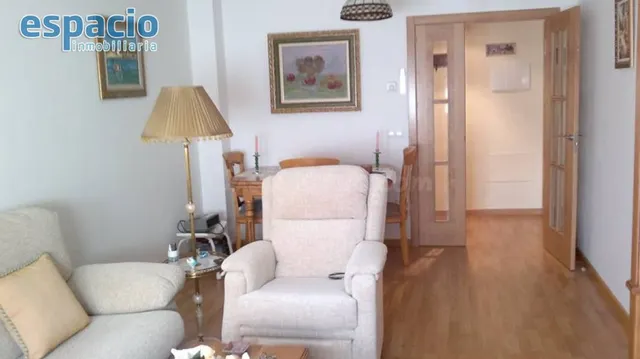 SE VENDE APARTAMENTO CENTRICO EN CACABELOS