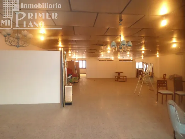 *Local en venta en zona céntrica, ahora por solo — 6