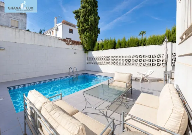 Preciosa casa en monteluz — 9