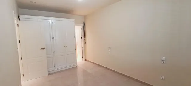 Dos casas en  una  peña las aguilas -Elche — 21