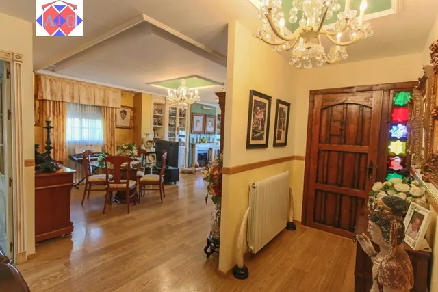 0110 Chalet en Zona Residencial, El Romeral. — 14