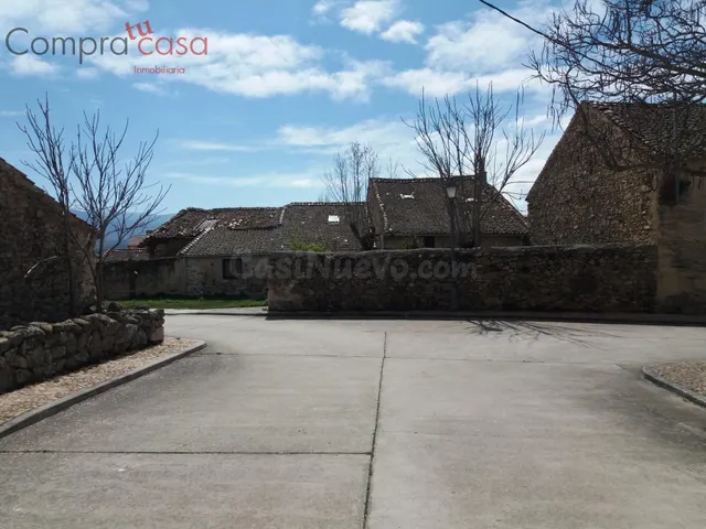 VENTA SUELO RUSTICO EN SANTO DOMINGO DE PIRON.- - foto 4