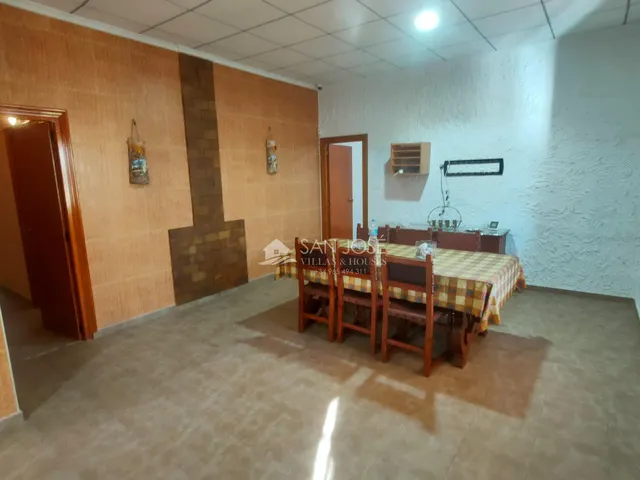 SE VENDE CHALET CON PISCINA EN MUY BUEN ESTADO EN ASPE ZONA  - foto 5