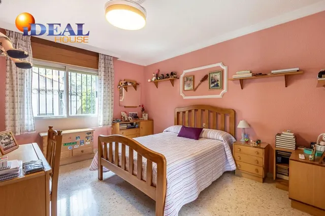 Chalet en Pinos Genil — 14