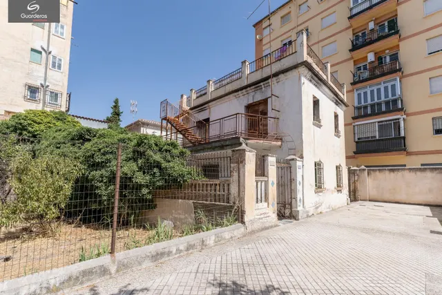 !!ESPECTACULAR PARCELA CON VIVIENDA JUNTO LA HÍPICA!! — 2