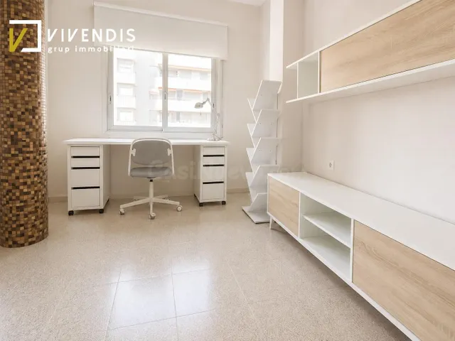 PISO EN ALQUILER PARA MEDICOS - ROVIRA ROURE — 3