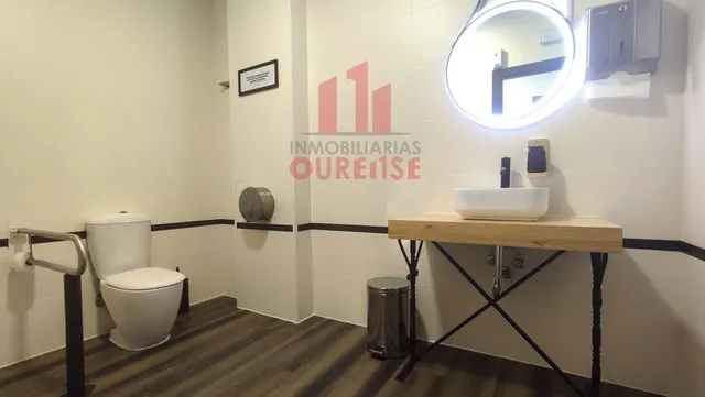 RESTAURANTE LISTO PARA COMENZAR LA ACTIVIDAD EN LA ZONA UNIVERSITARIA. — 29