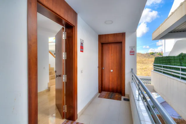 Exclusivo ático tríplex ESQUINA en la codiciada zona de La Cala cerca al golf y playa — 20