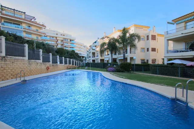 Apartamento 2 habitaciones 77m² en venta - Riviera del sol — 28