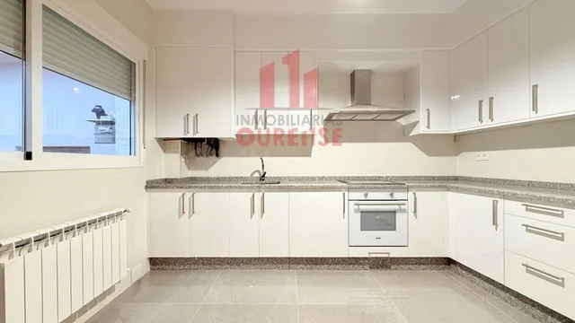 VIVIENDA REFORMADA INTEGRALMENTE EN LA ZONA DE A PONTE — 3