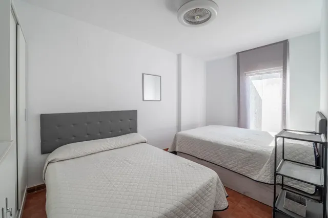 ¡Tu Oasis Playero en Calahonda por solo 355.000€! — 44