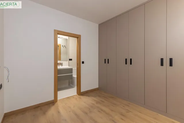 Moderno estudio tipo loft en urbanización villa pineda - zona villarejo — 10
