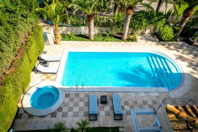 Villa 5 habitaciones 516m² en venta - La Alcayna — 48