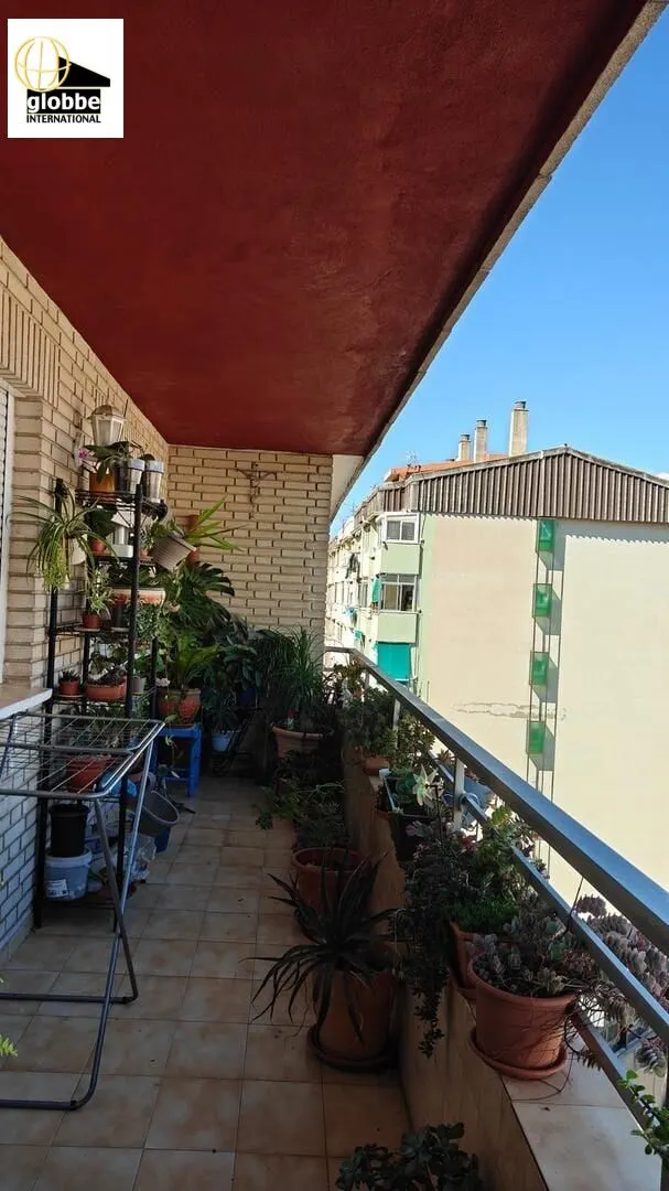 Amplio Piso en el Corazón de Málaga - Oportunidad Única ️ — 16