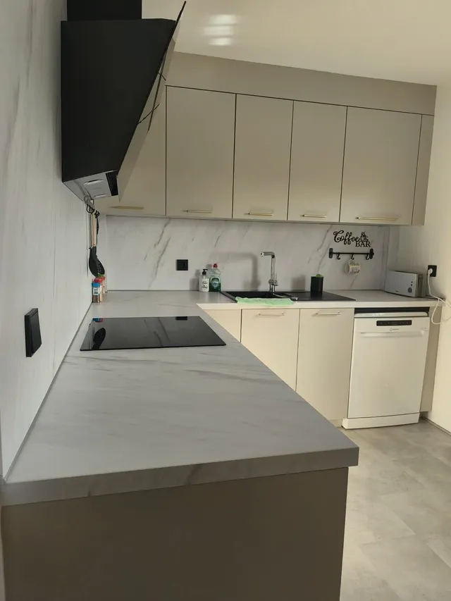 Casa pareada con piscina privada en zona tranquila — 12
