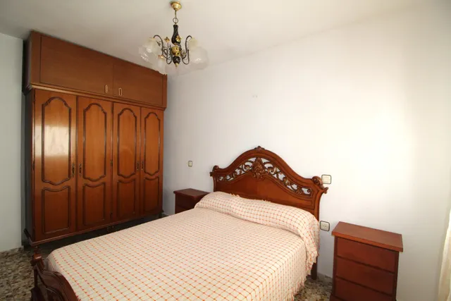 PISO 3 DORMITORIOS AMUEBLADO + TRASTERO (SAN ROQUE) — 13