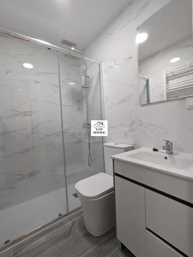 Se alquila habitación - foto 4
