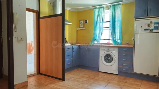 APARTAMENTO PARA REFORMAR CON MUCHAS POSIBILIDADES. - foto 2
