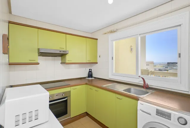 Amplio piso en el centro de Marbella – con vistas al mar y al Casco — 26