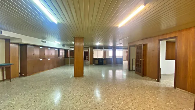 Local comercial zona centro Alicante - entreplanta+planta baja+sotano — 16