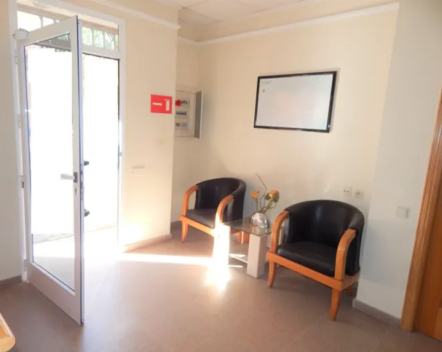LOCAL COMERCIAL LUMINOSO Y CENTRICO EN ONTINYENT — 12