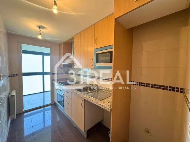 Piso en Urbanización con todas los servicios - foto 5