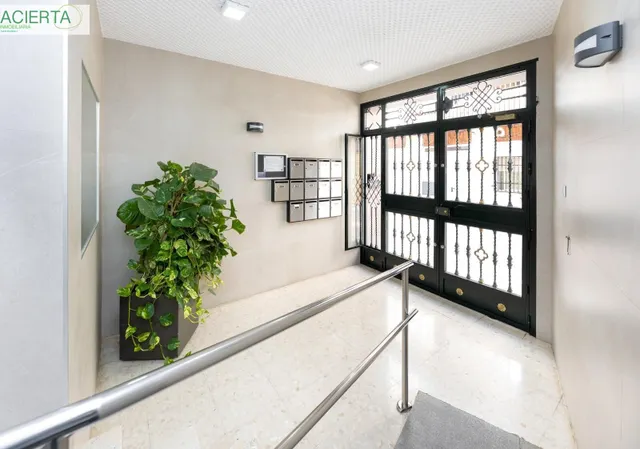 PISO DE 4 DORMITORIOS JUNTO AL PALACIO DE CONGRESOS, GRANADA — 22