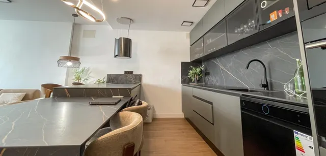 Casa 3 habitaciones 160m² en venta - Estacion de autobuses — 10